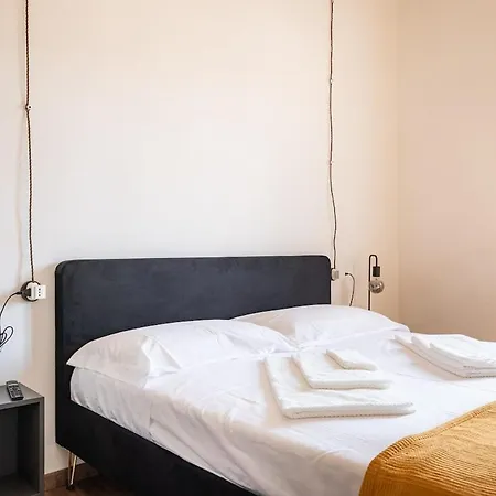 Leaning Tower Cozy 3 Bedroom Pisa