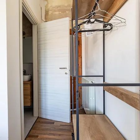Leaning Tower Cozy 3 Bedroom * Pisa