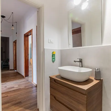 Appartamento Leaning Tower Cozy 3 Bedroom *