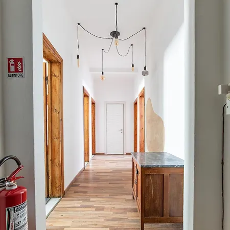 Leaning Tower Cozy 3 Bedroom Pisa