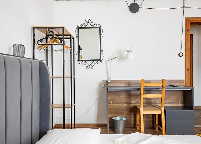Leaning Tower Cozy 3 Bedroom Pisa