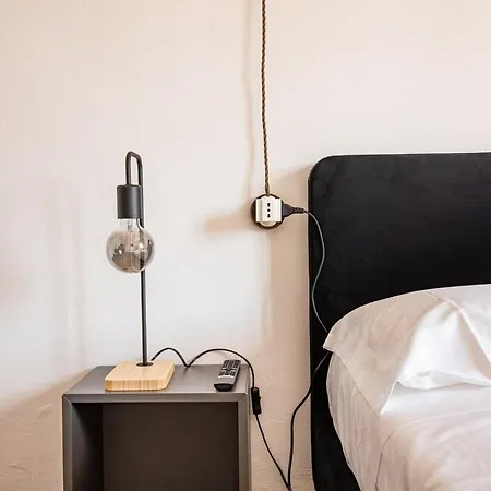 Leaning Tower Cozy 3 Bedroom 아파트 *